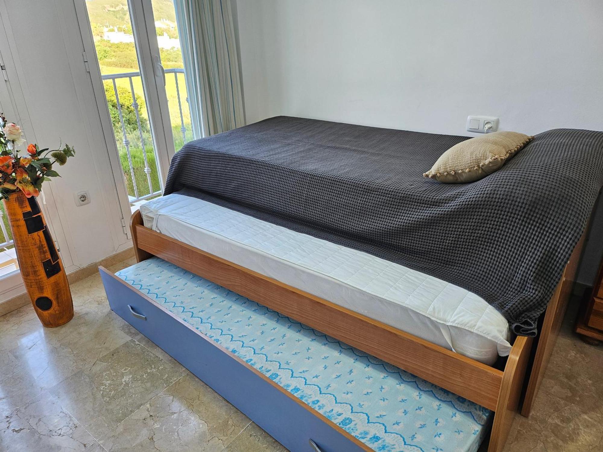 3 Bedrooms With Pool & Parking, Close To Sea And Gibraltar مانيلفا المظهر الخارجي الصورة